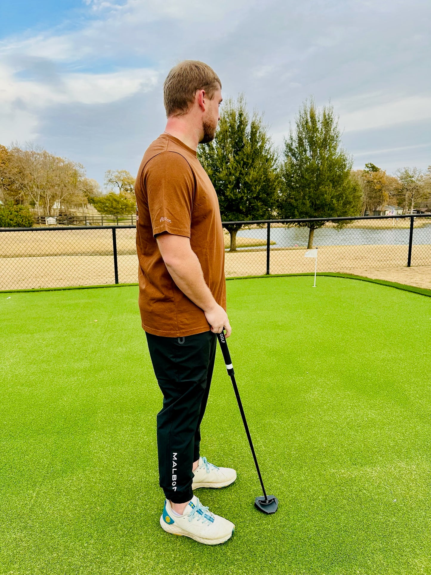 BERMUDA FORAGING TEE- Brown