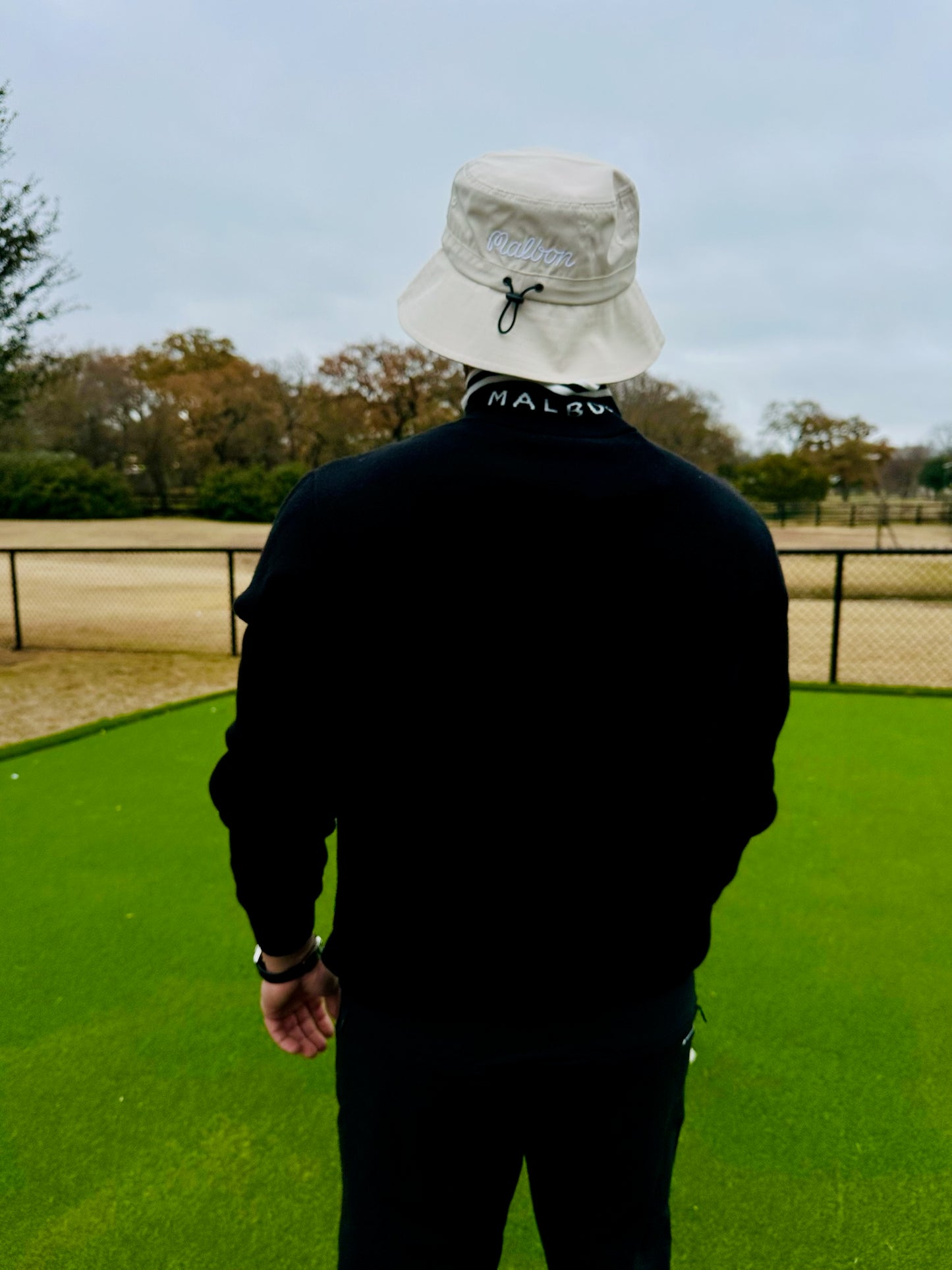 MALBON BUCKET HAT- Dove