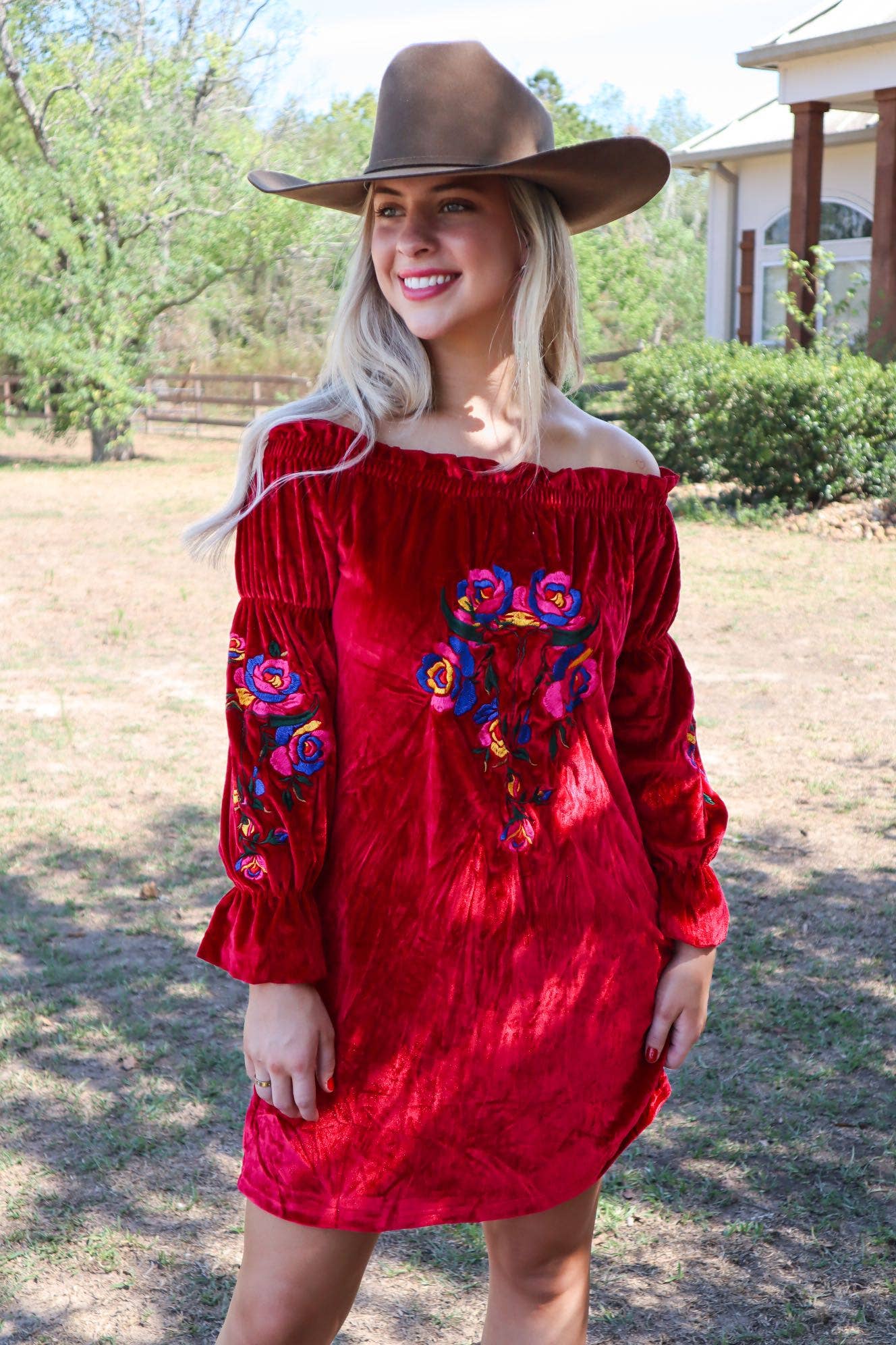 MK137 EMBROIDERY BELL SLEEVE TUNIC: M / Mustard