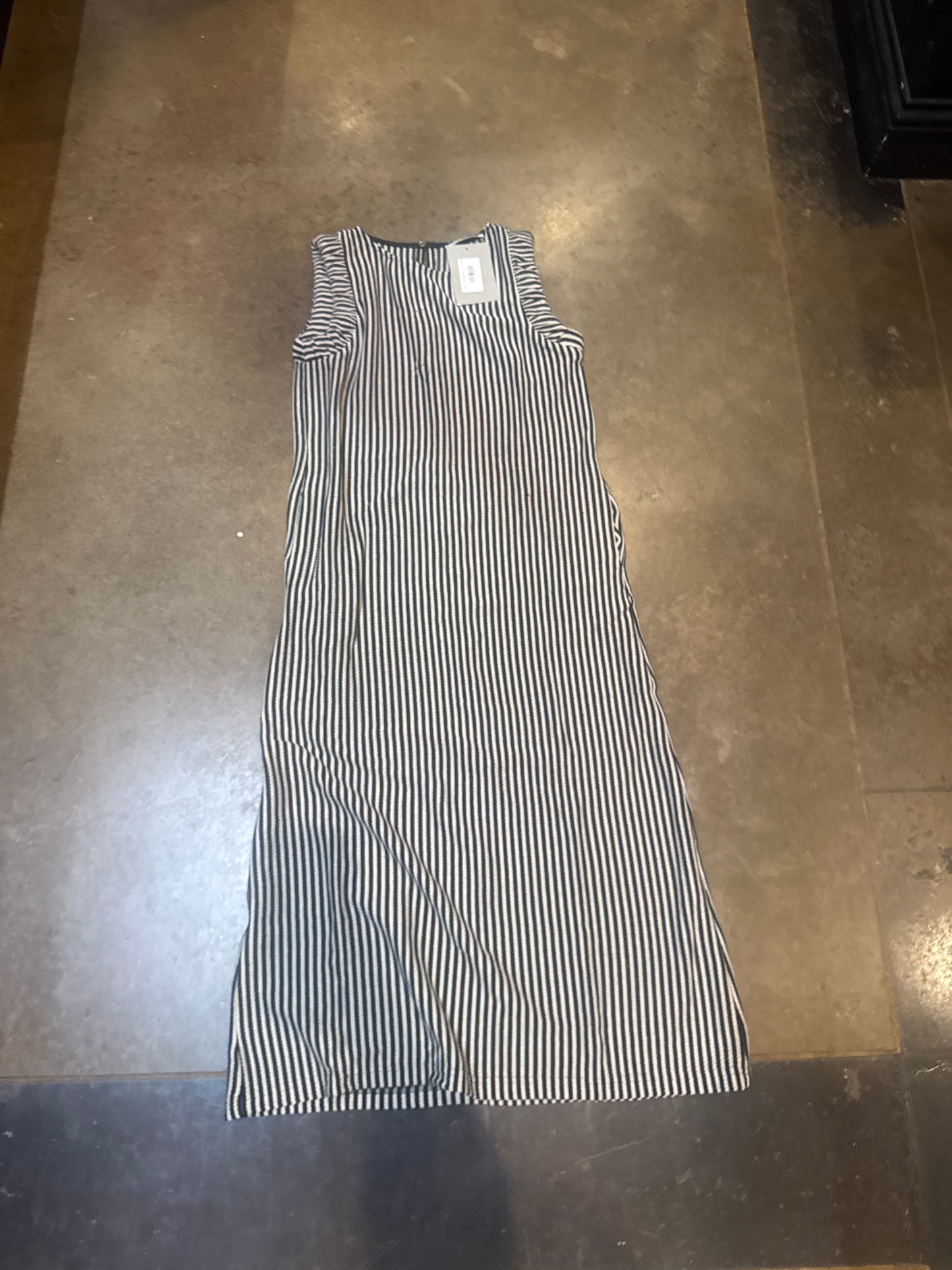 Riley sleeveless maxi dress