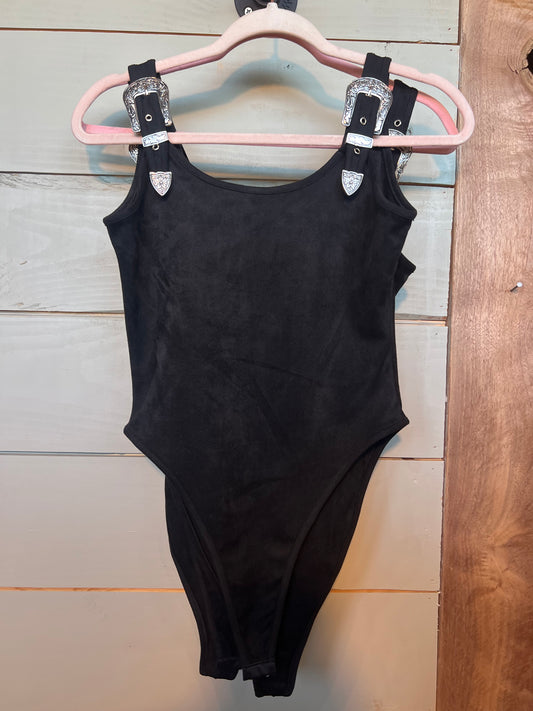 Buckle body suit