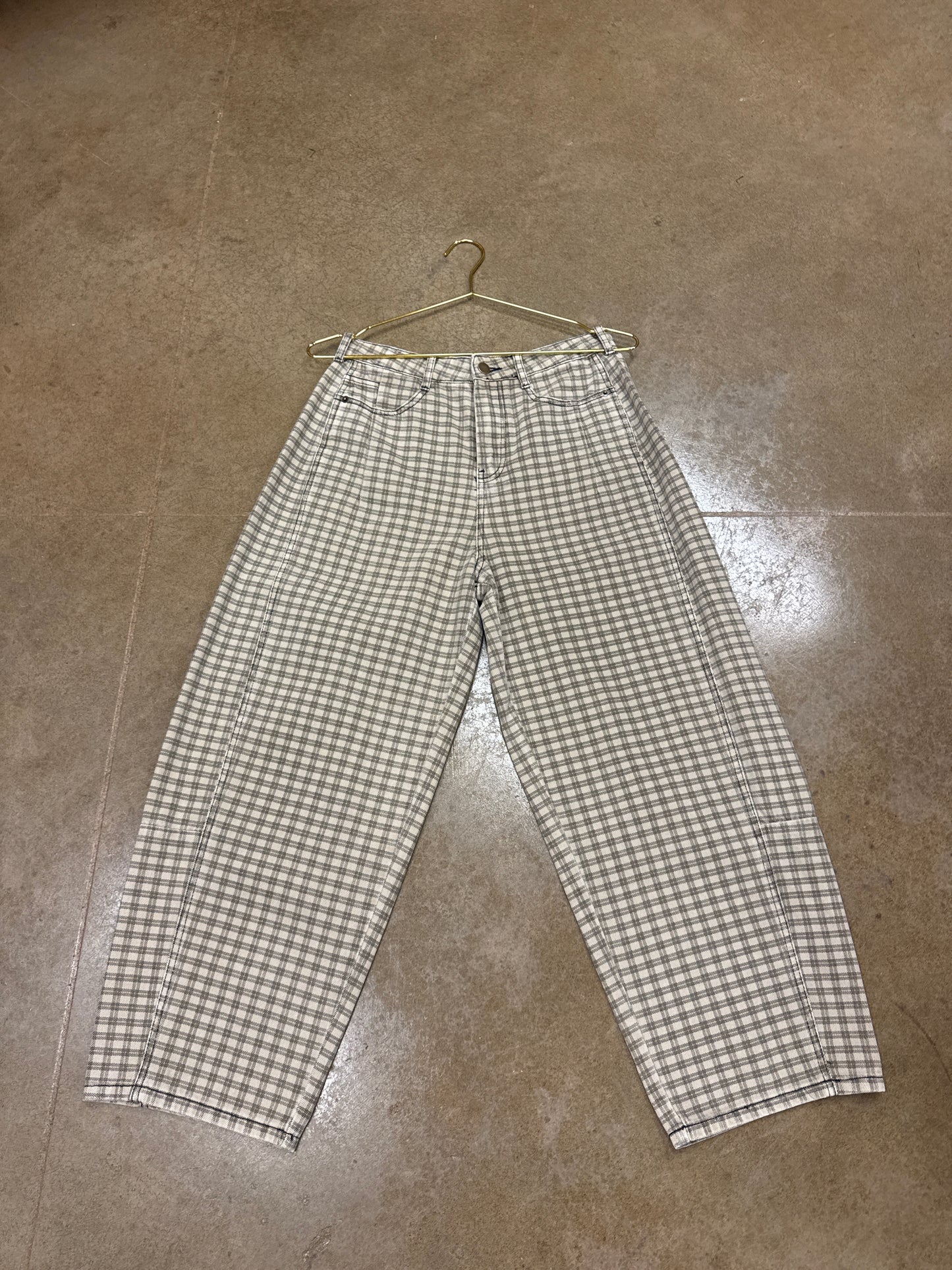Mini Checkered Pattern Barrel Pants