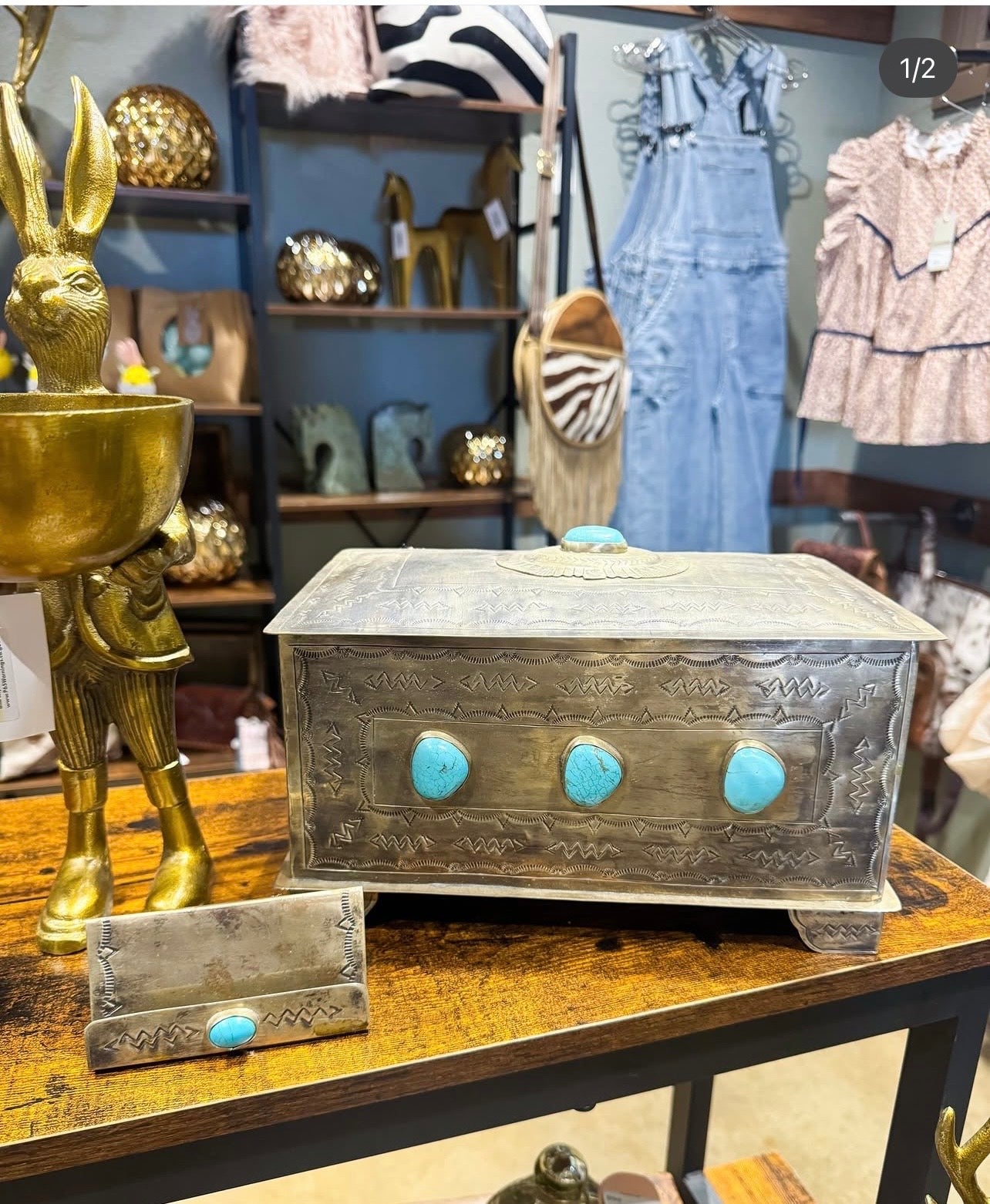 6 Stone Turquoise Box