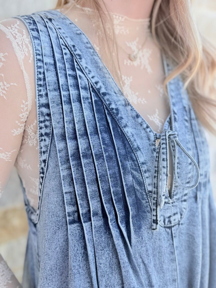 Chic Pleated V-Neck Sleeveless Denim Romper