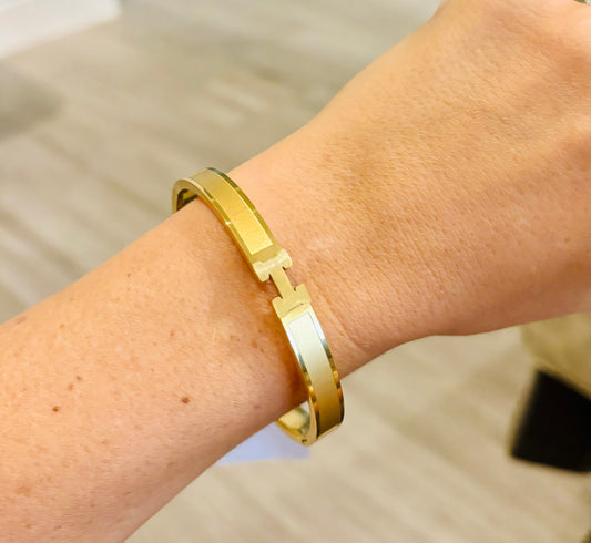 H Bracelet