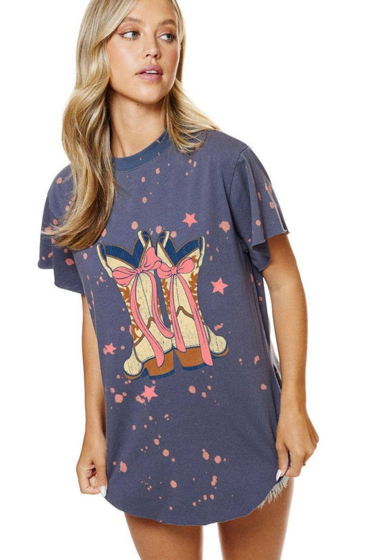 Boots Tee