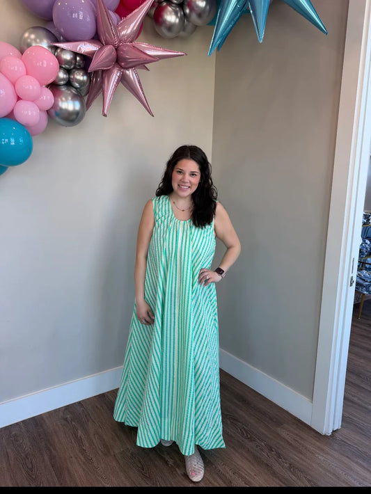 Seersucker Stripe Scoop Maxi Dress