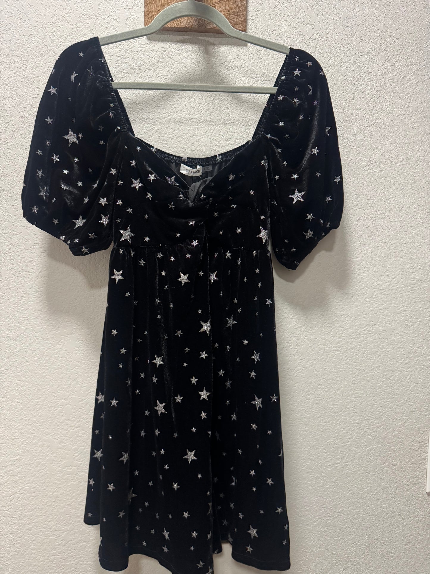 Stary Eyed Dress in Black