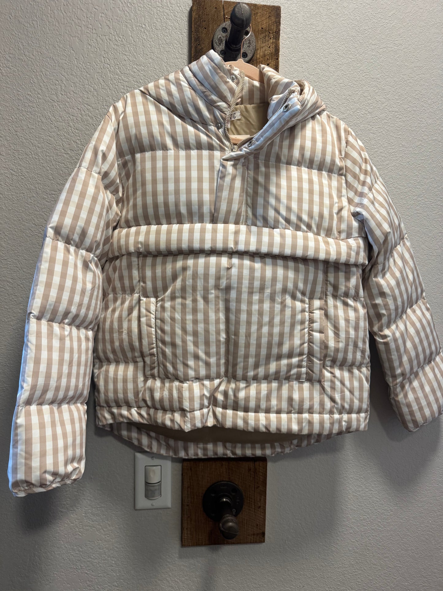 Gingham Puffer