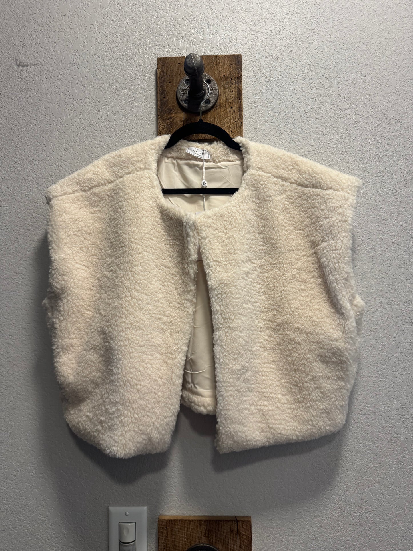 Elsa Faux Sherpa Vest