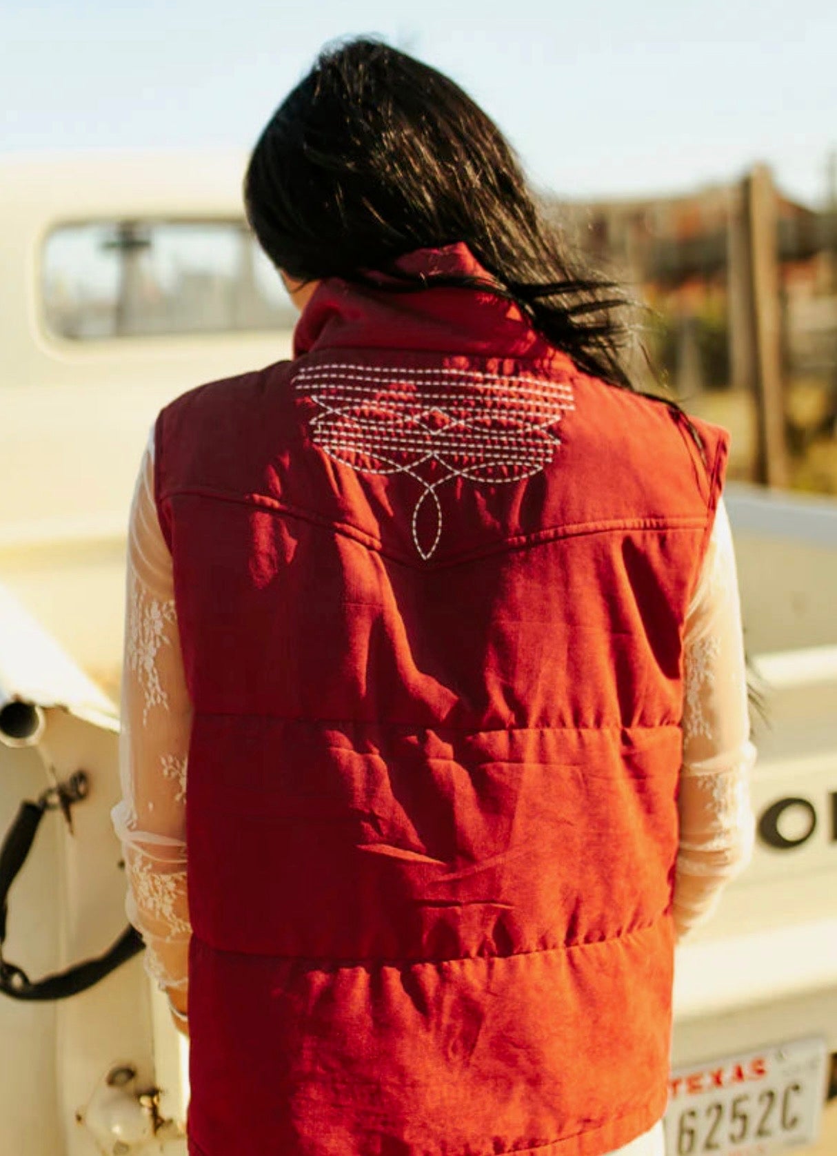 Wine puffer vest