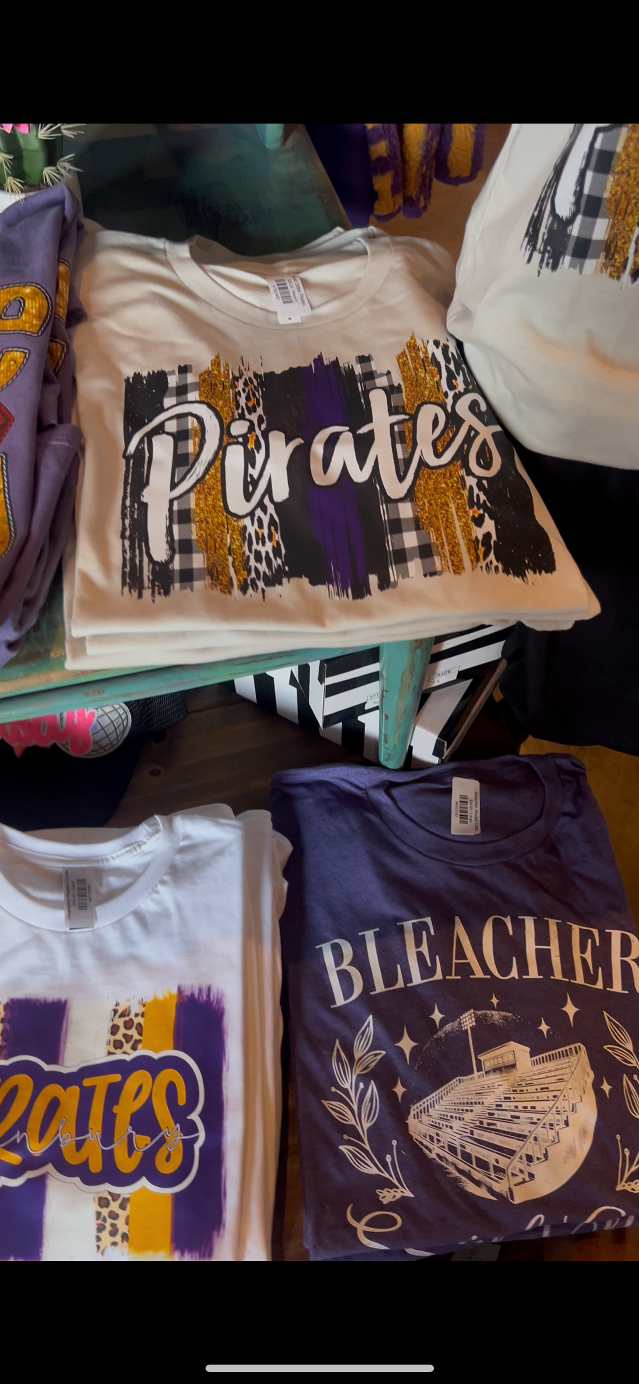 Gold Glitter Pirates