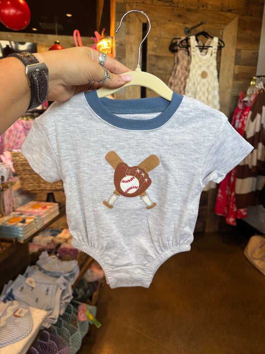 Grey Baseball tshirt bubble