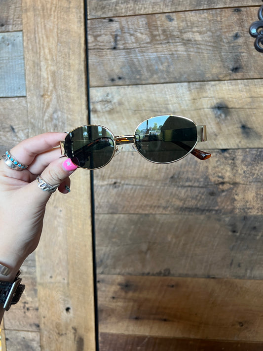 Modern Tinted Round Sunglasses
