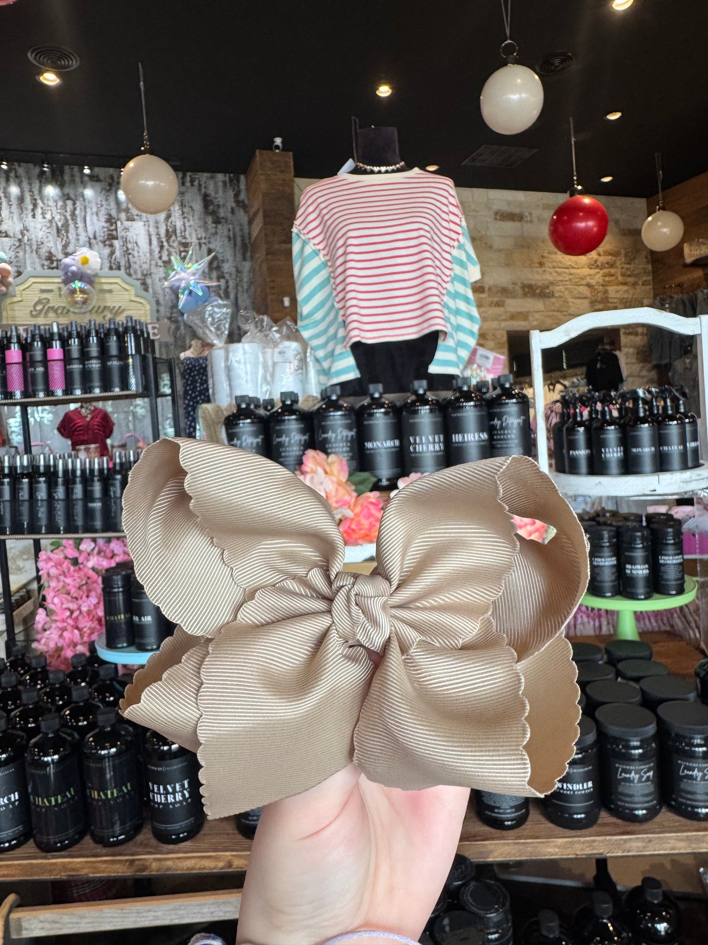 Beyond Creation Bow- Scalloped Headband