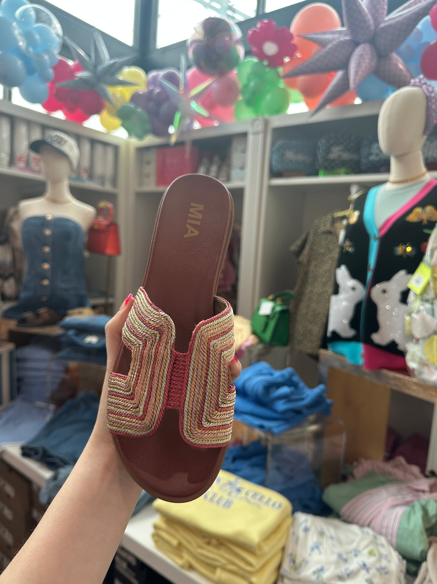 Perri Sandal