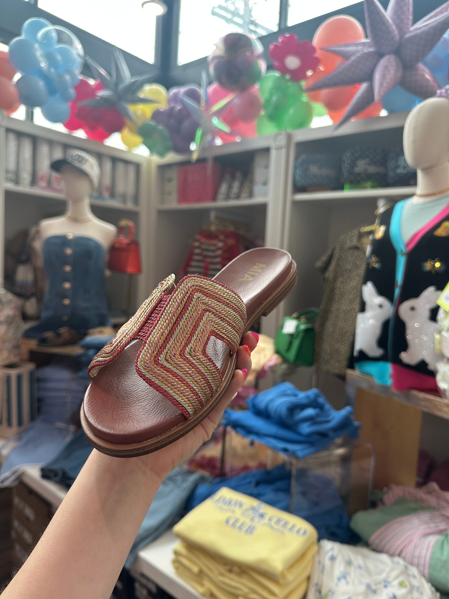 Perri Sandal