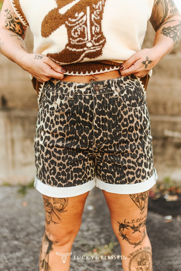 Leopard Printed Cuffed Boyfriend Shorts