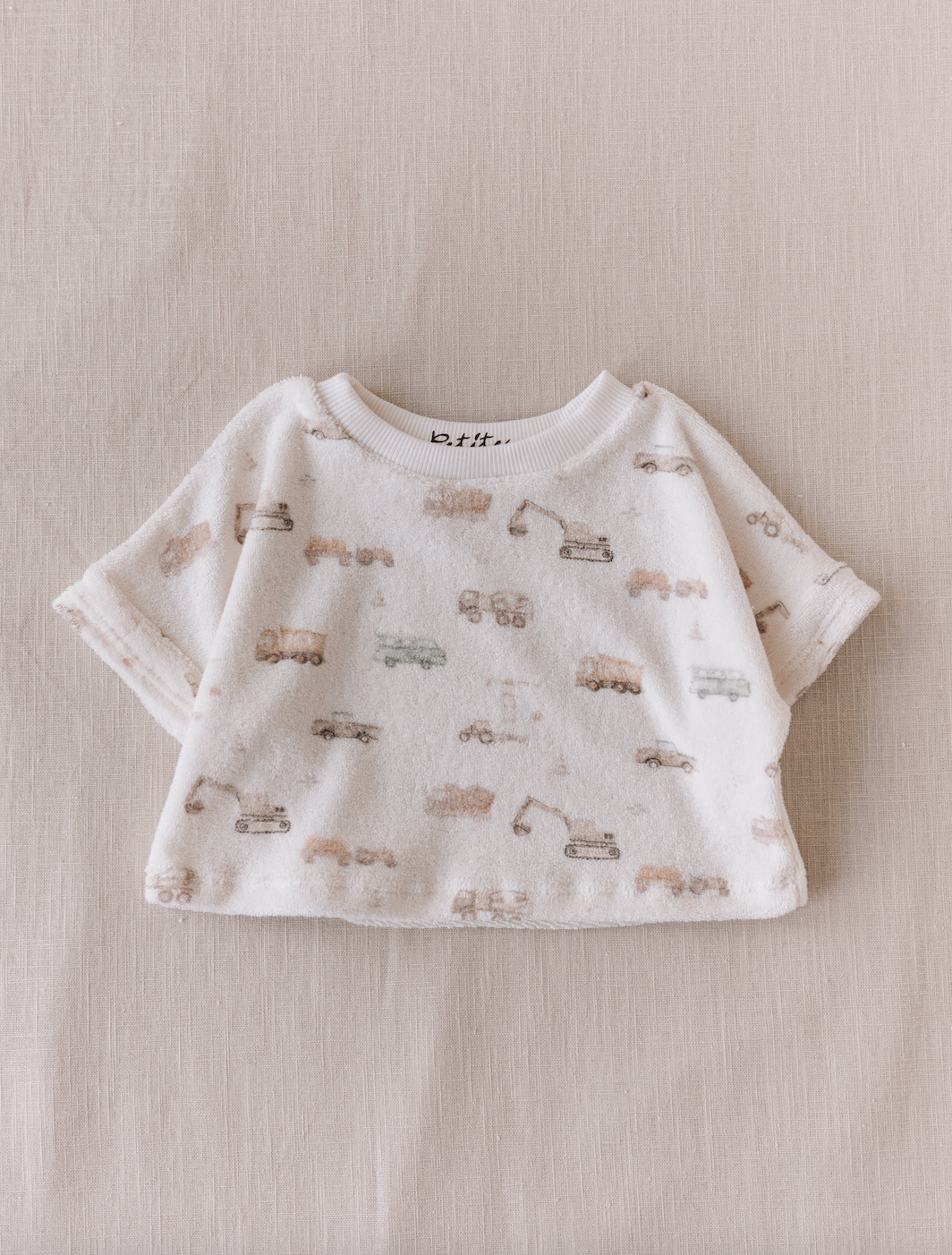 Toweling t-shirt: Tiny floral / 12-18 months