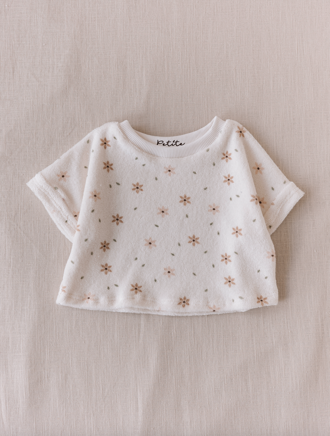 Toweling t-shirt: Tiny floral / 3-6 months