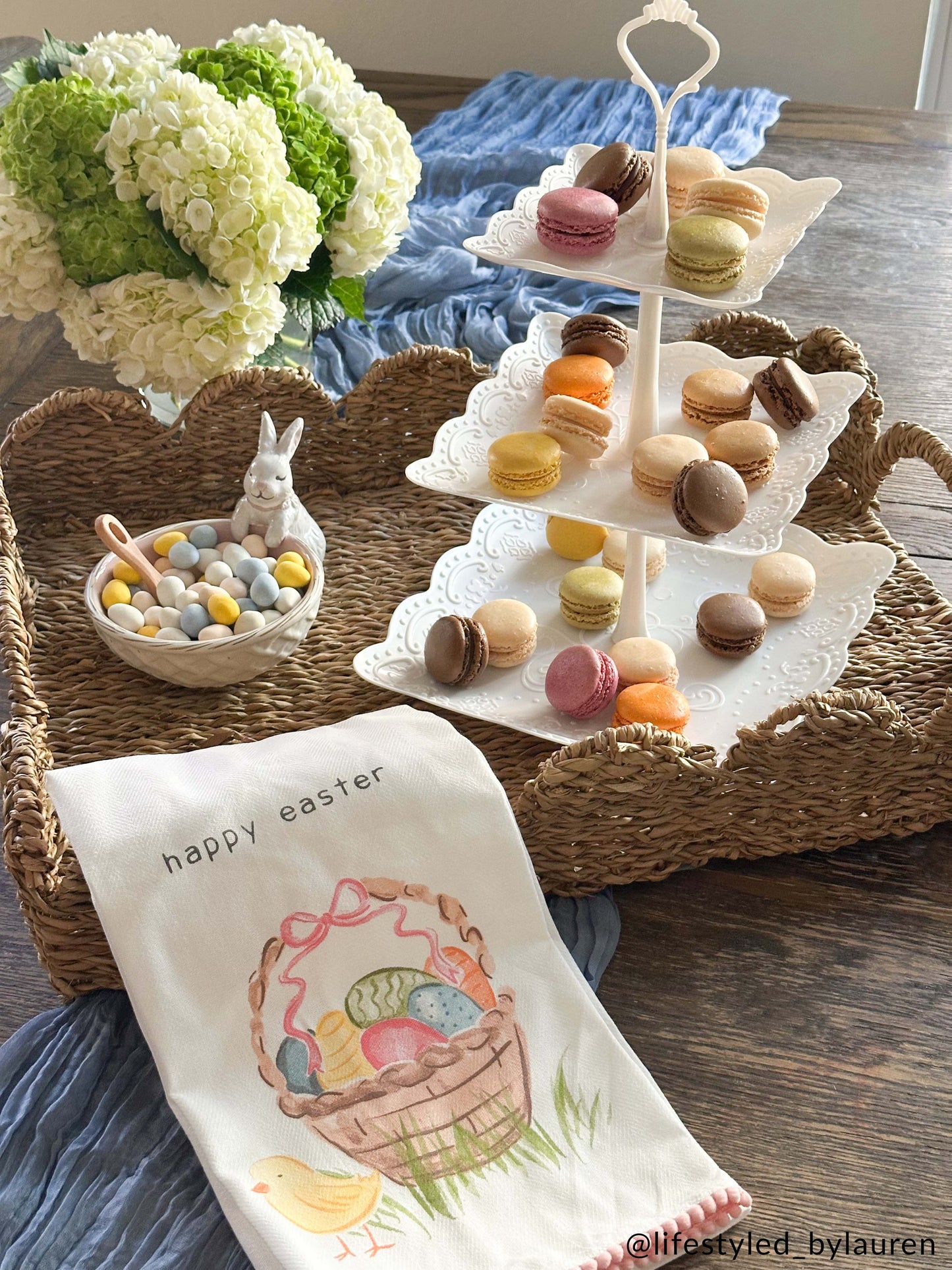 Nested Scallop Woven Trays Set