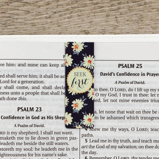 Magnetic Bookmark Set Seek First Daisies