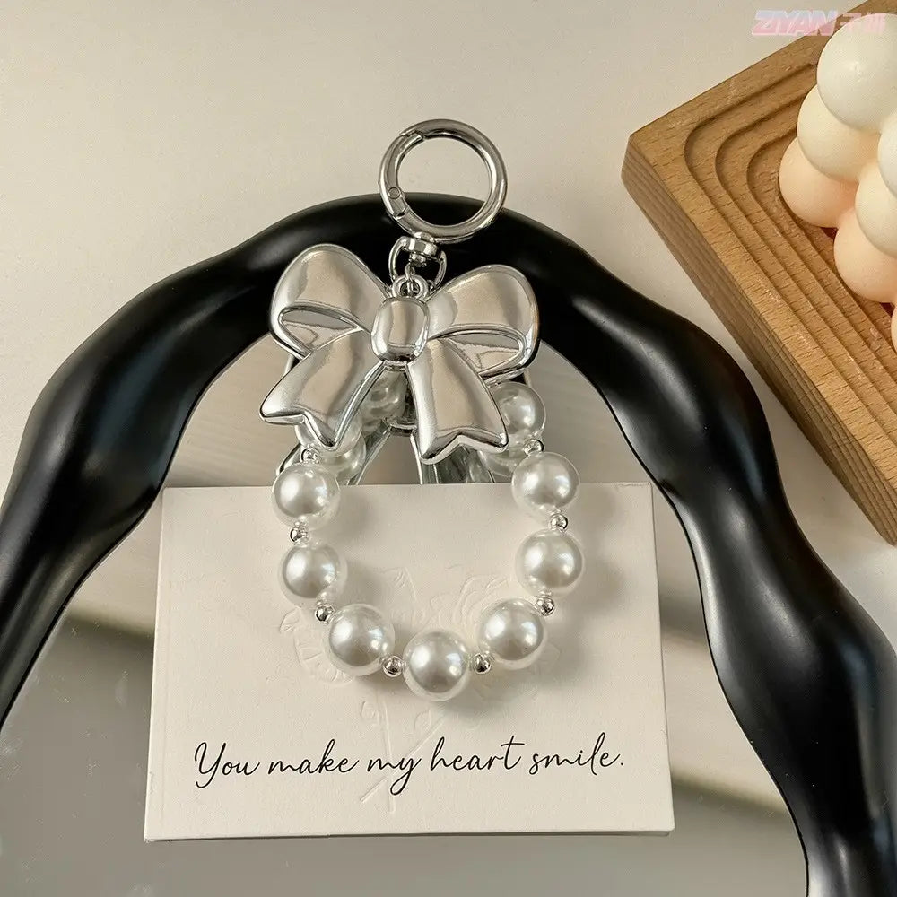 You Make My Heart Smile Silver Or Gold Pearl Bow Keychain